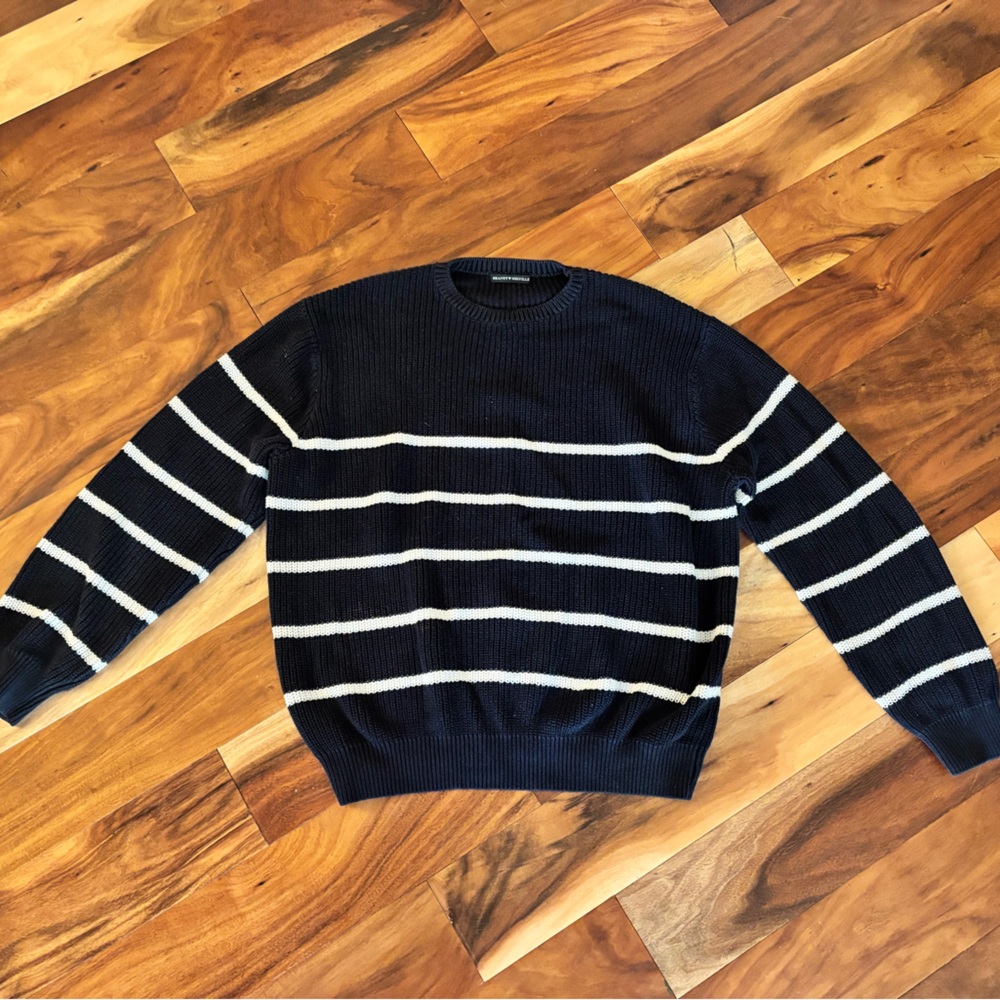 Brandy Melville oversized navy & white striped sweater